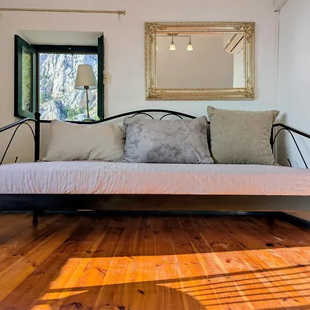 Holiday home Dalmatinska Kuca