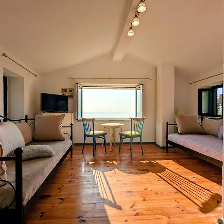 Holiday home Dalmatinska Kuca Makarska